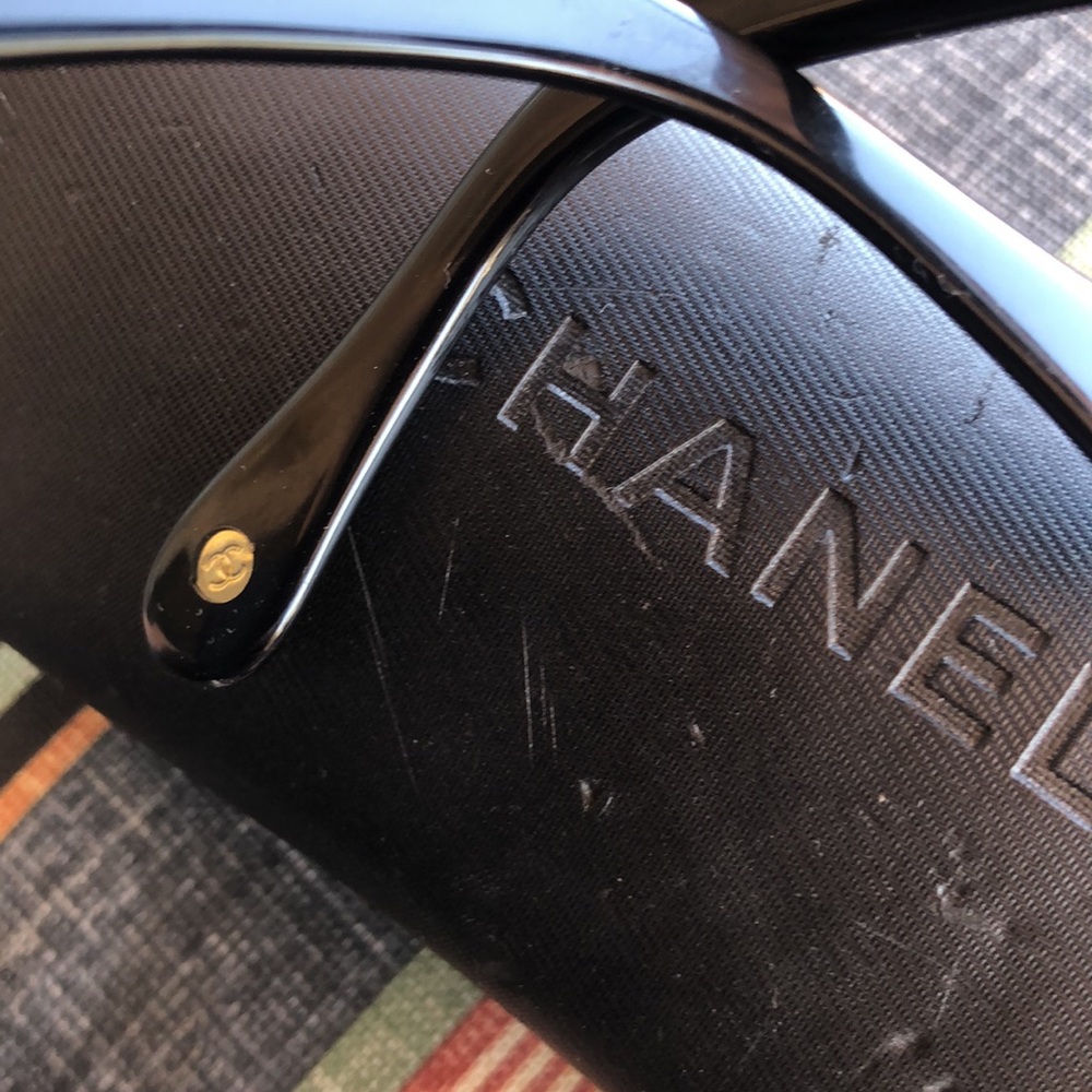 Chanel glasses scratched lens authentic see description - Picture 14 of 15